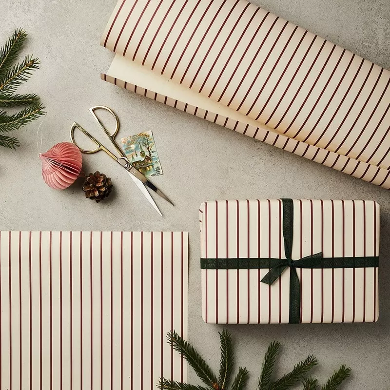 10 Sheets of Candy Cane Stripe Christmas Wrapping Paper